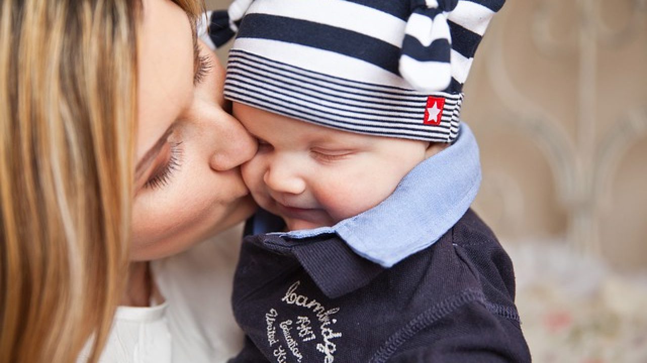 生後3ケ月 赤ちゃんのミルクの量が減った時はここをチェック １歳までの子育て知恵ノート